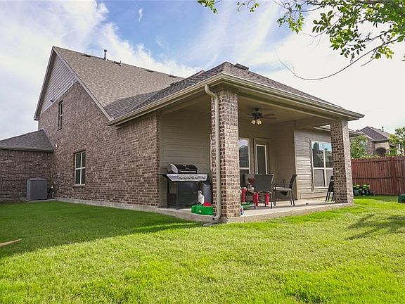 2nd image of 9956 Copperhead Ln