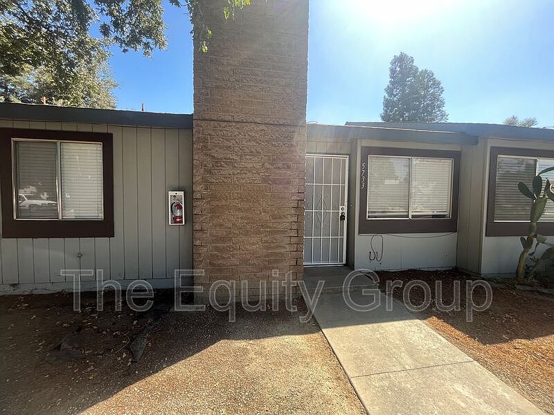 1st image of 5733 W Hillsdale Ave