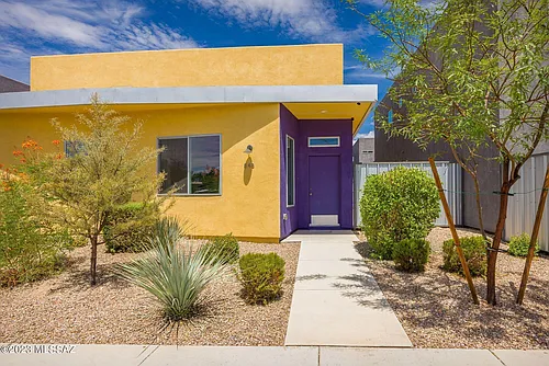 848 E Park Modern Dr Photo 1 848 E Park Modern Dr Photo 1
