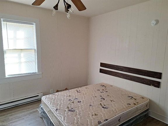 3rd image of 704 W 26th St