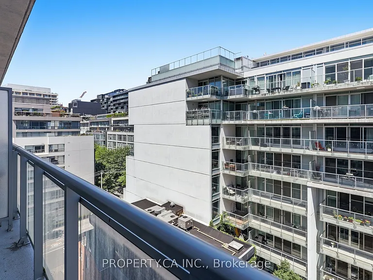 508 Wellington St W #809 — Photo 15