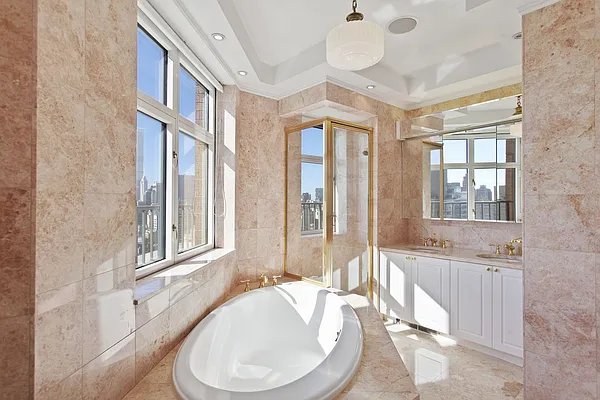 Rented by Furumoto Realty of New York City Inc | media 25