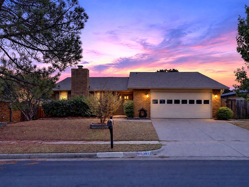 1st image of 3812 Walnut Dr