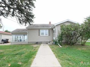 1318 W McClure Ave, Peoria, IL