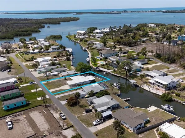 1750 Winstan Ave, Englewood, FL 34223