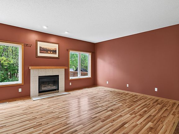 4th image of 18563 Tyler St NW
