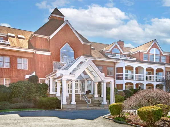 333 N State Road Court #PH63, Briarcliff Manor, NY 10510