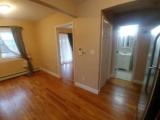 Rented by Argy Realty Inc | media 8