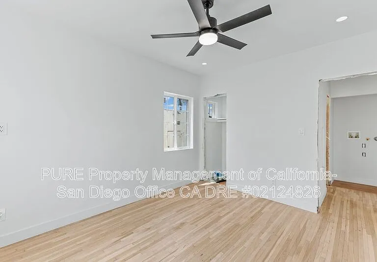 4218-28 Iowa St #4228 — Photo 15