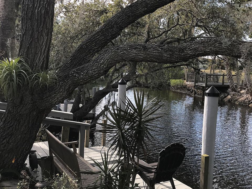 Dock area.