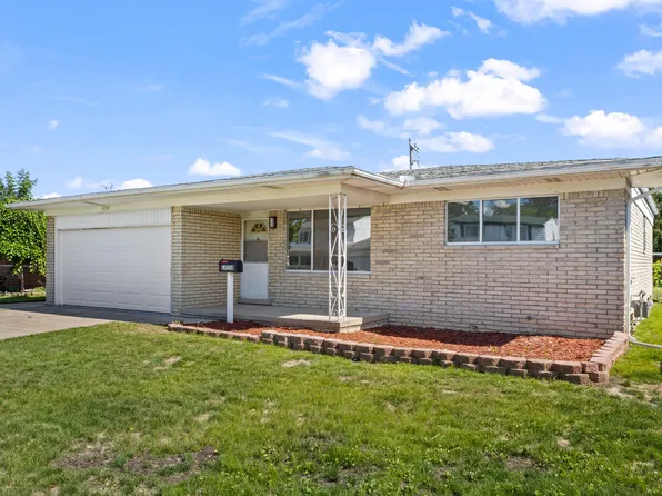 14358 Talbot Dr, Warren, MI 48088