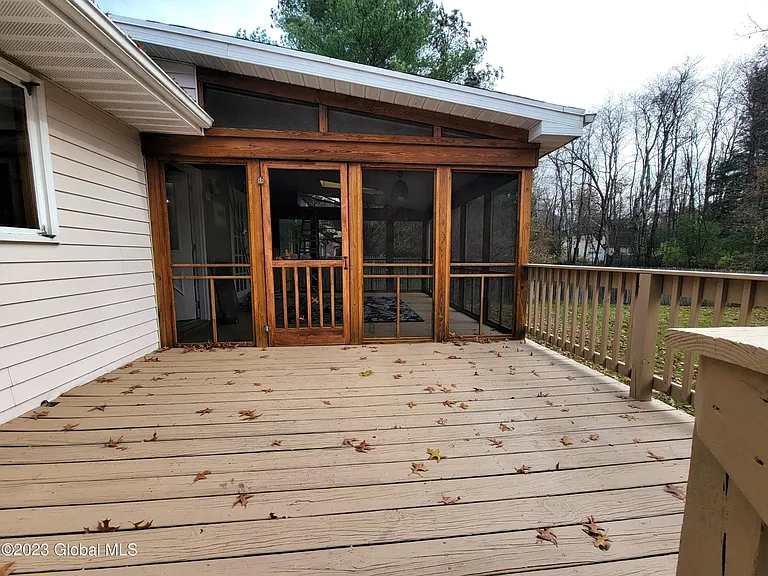 Large Deck