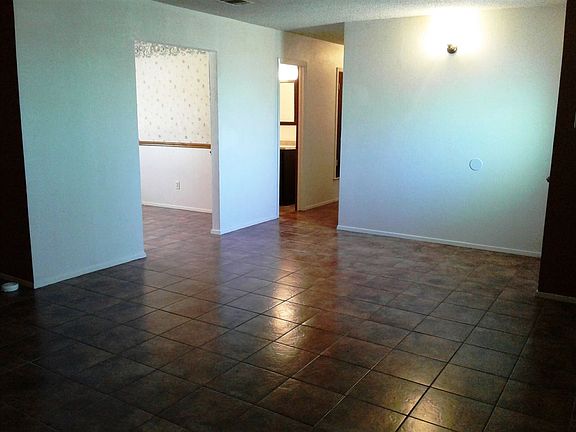 2nd image of 341 Anna Hobbs Ln