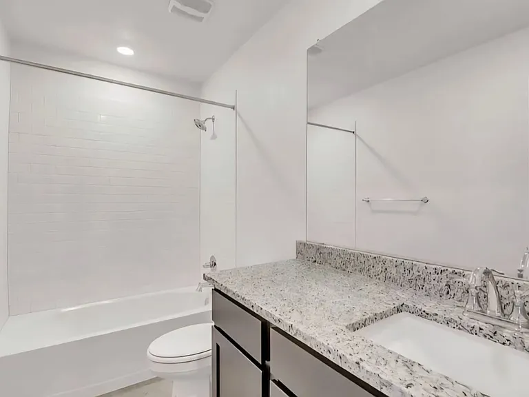 912 Switchgrass Dr #UNITB — Photo 6