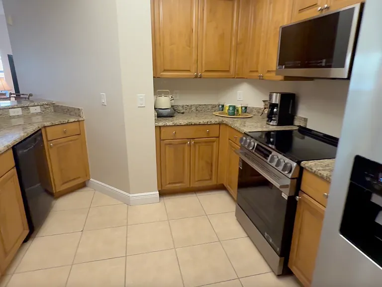 14041 Bellagio Way #216 — Photo 20