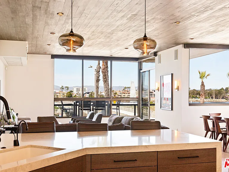 6209 Pacific Ave #201 — Photo 11