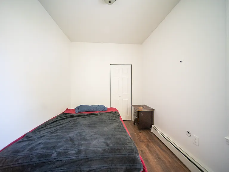 37-39 Elk St #1 — Photo 9
