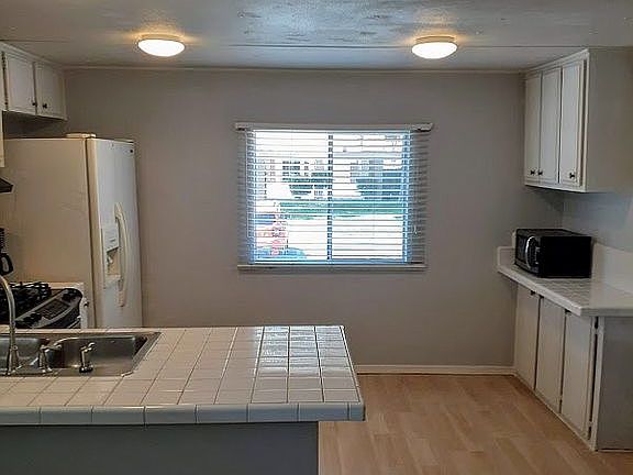 4th image of 350 E San Jacinto Ave Space 174