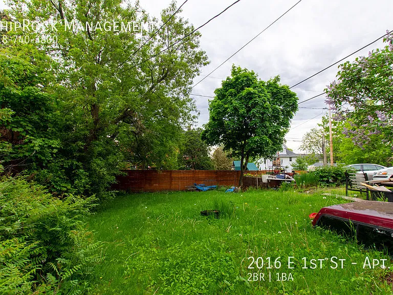 2016 E 1st St #1 — Photo 14