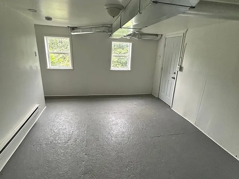 1120 Jenny Lind St — Photo 7