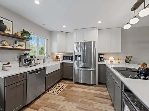 843 Palm View DR #25, NAPLES, FL 34110