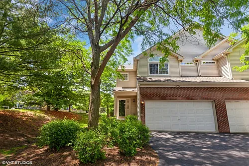 2215 Stoughton Dr #2215 Photo 1