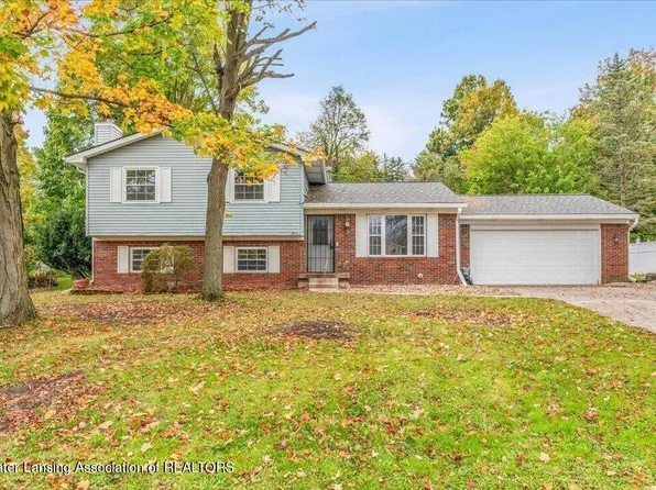 5511 Birchwood Way, Lansing, MI 48917