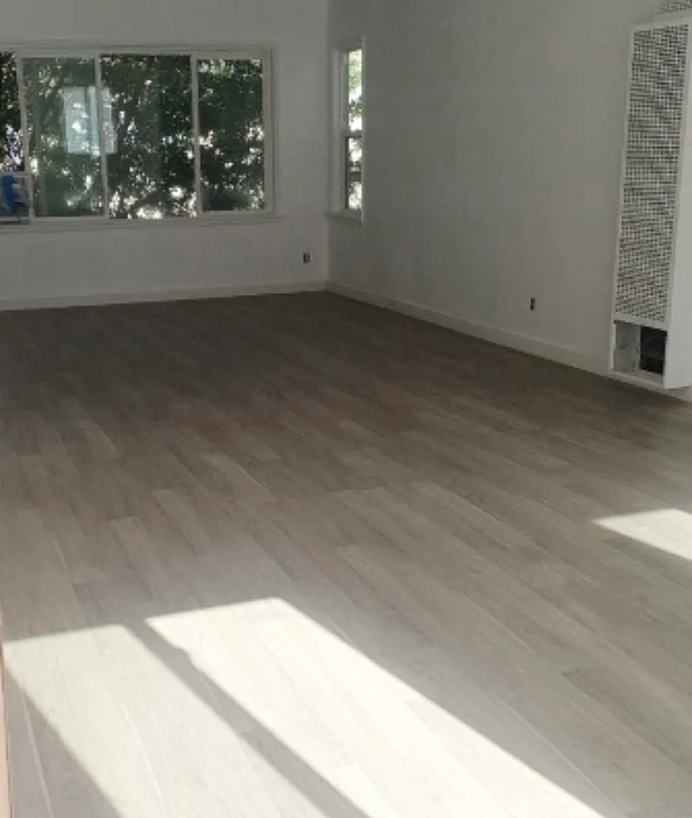 2 bed, 1000 sqft, $3,040 — Photo 3