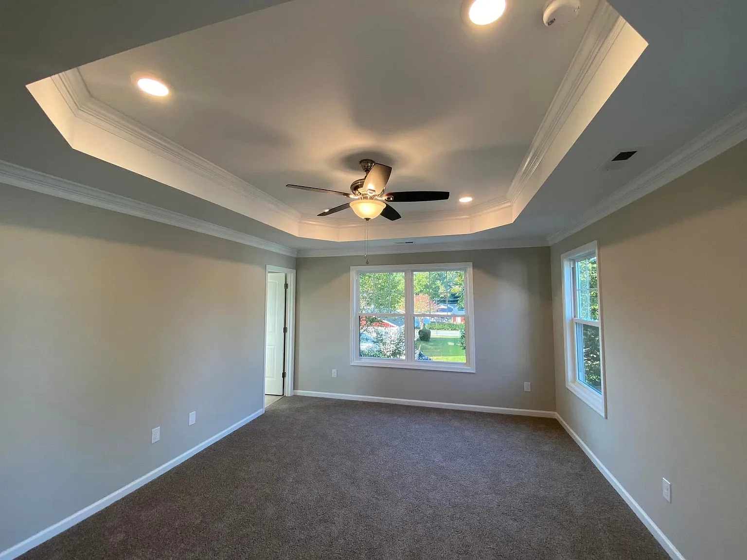 3 bed, 2.5 bath, 1656 sqft, $2,800 — Photo 4