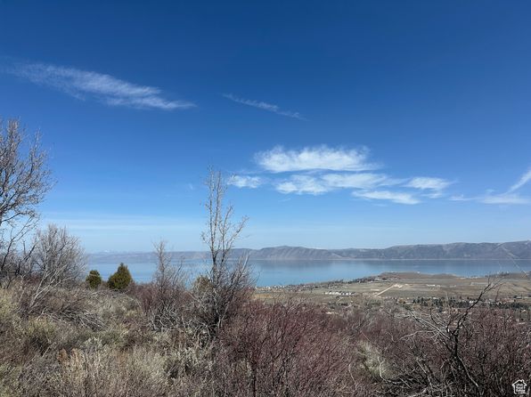 2539 S Sweetwater Pkwy, Garden City, UT 84028