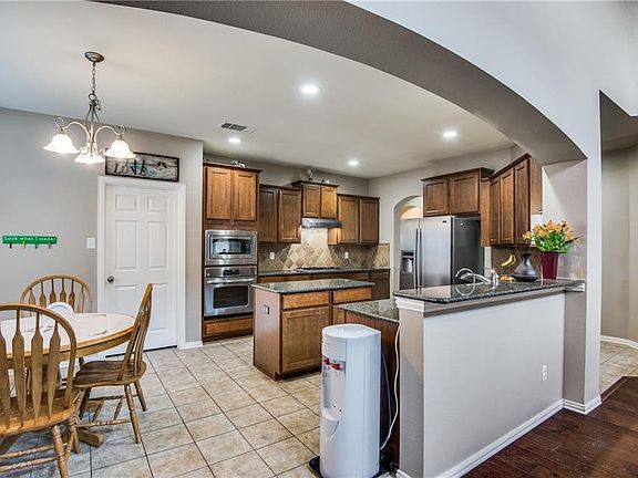 5th image of 12552 Saratoga Springs Cir