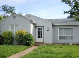 852 Lakeview Dr, Redding, CA 96001