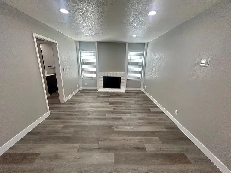 3631 Dunbar Ct — Photo 8