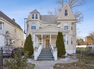 15 Eppirt St, East Orange, NJ 07018