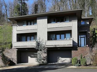 6618 NW Meridian Ridge Dr, Portland, OR 97210