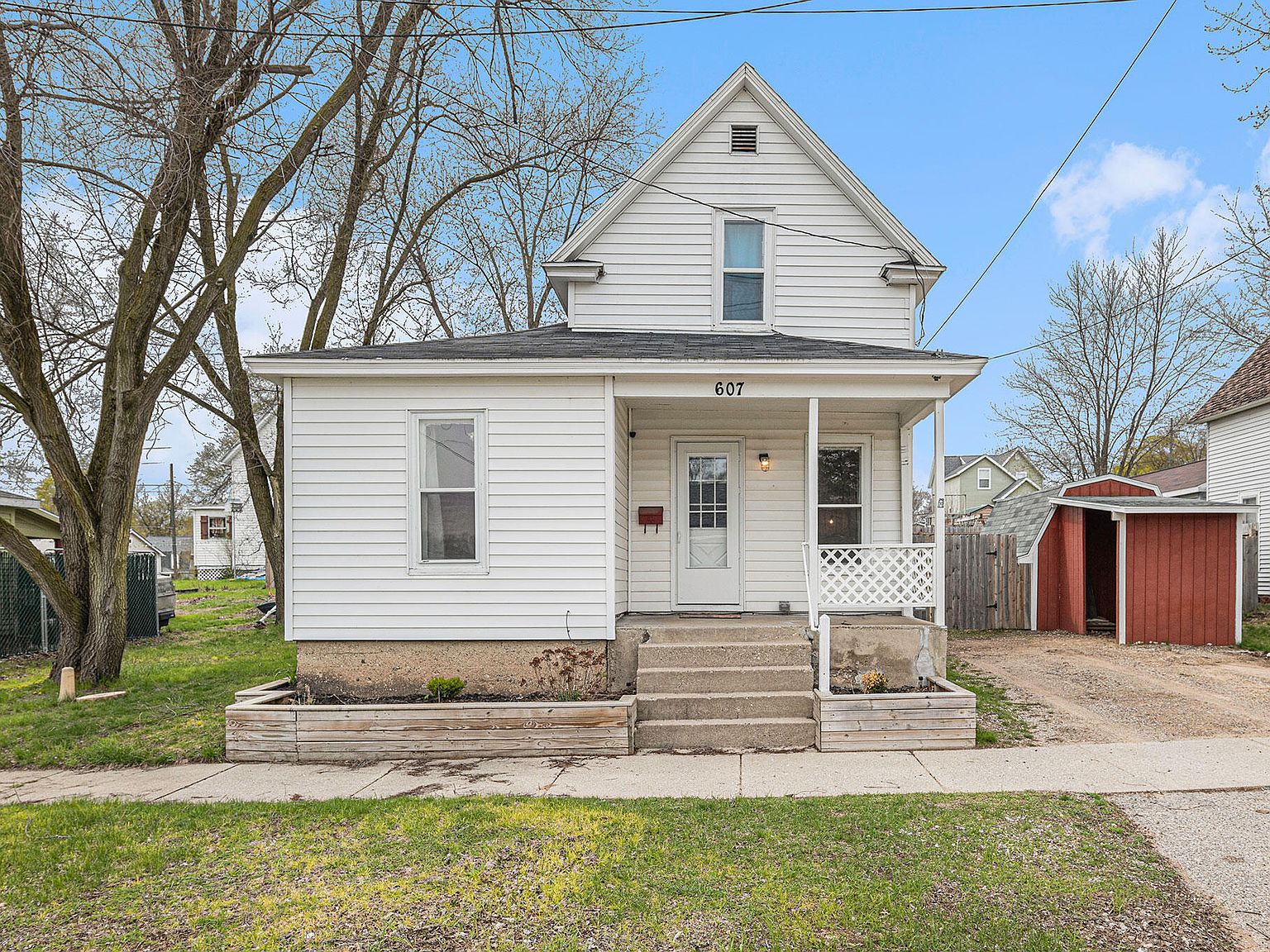 607 Root St, Belding, MI 48809 Zillow
