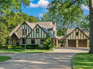 5401 W 68th St, Prairie Village, KS 66208