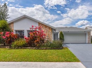 20977 Country Creek Dr, Boca Raton, FL 33428