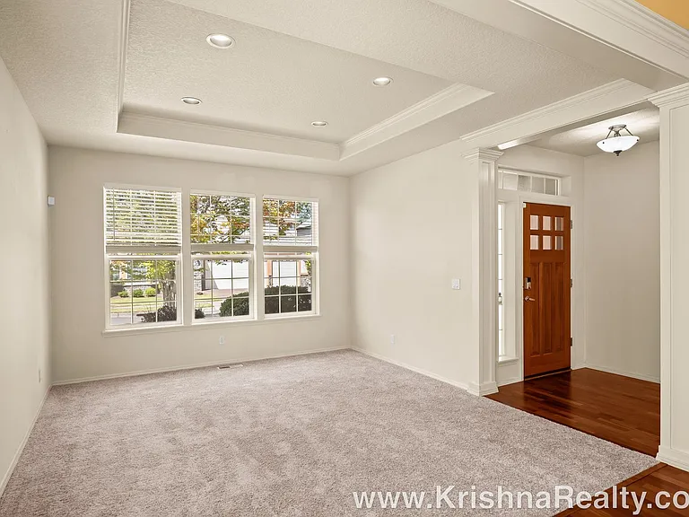 13686 NW Henninger Ln — Photo 4