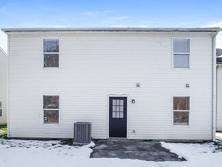 520 Wyndham Ridge Dr — Photo 17