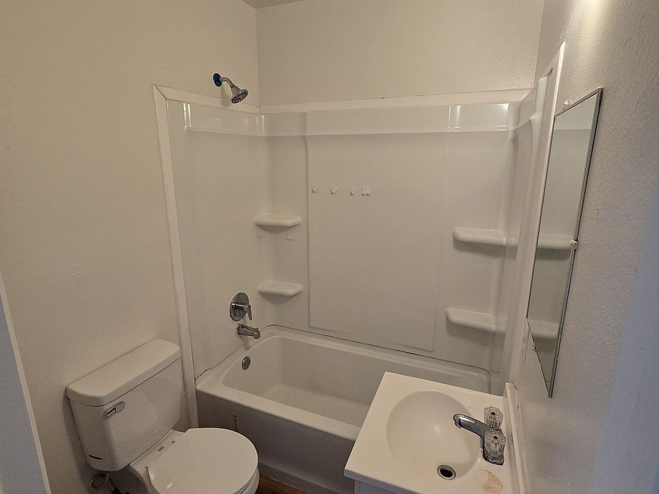 1st image of 511 Chestnut Ave #B