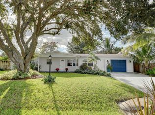 4654 SE Dryfus Ave, Stuart, FL 34997