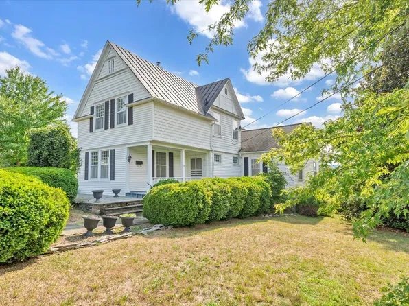 265 Maple Ave, Rocky Mount, VA 24151