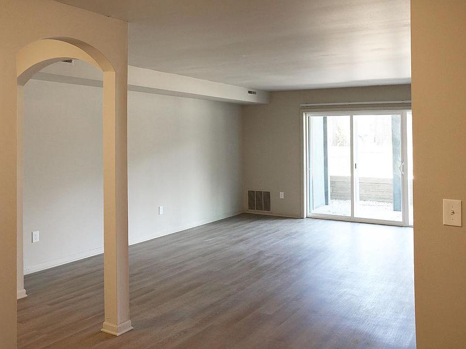 Building Photo 5