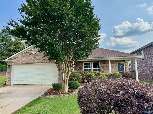 2401 Bell Manor Dr SW, Huntsville, AL 35803
