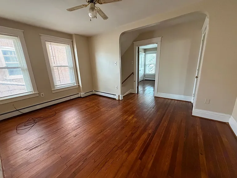 1432 Monroe St — Photo 7
