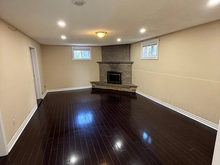 120 Abell Dr #BASEMENT — Photo 5