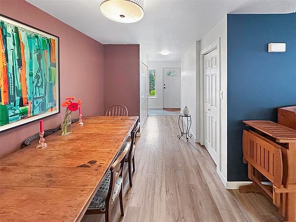 5th image of 466 B Corina Ave #A
