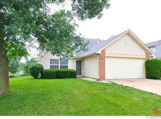 3475 Oakton Cir, Greenwood, IN 46143