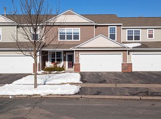 656 Ravencroft Rd, Waconia, MN 55387